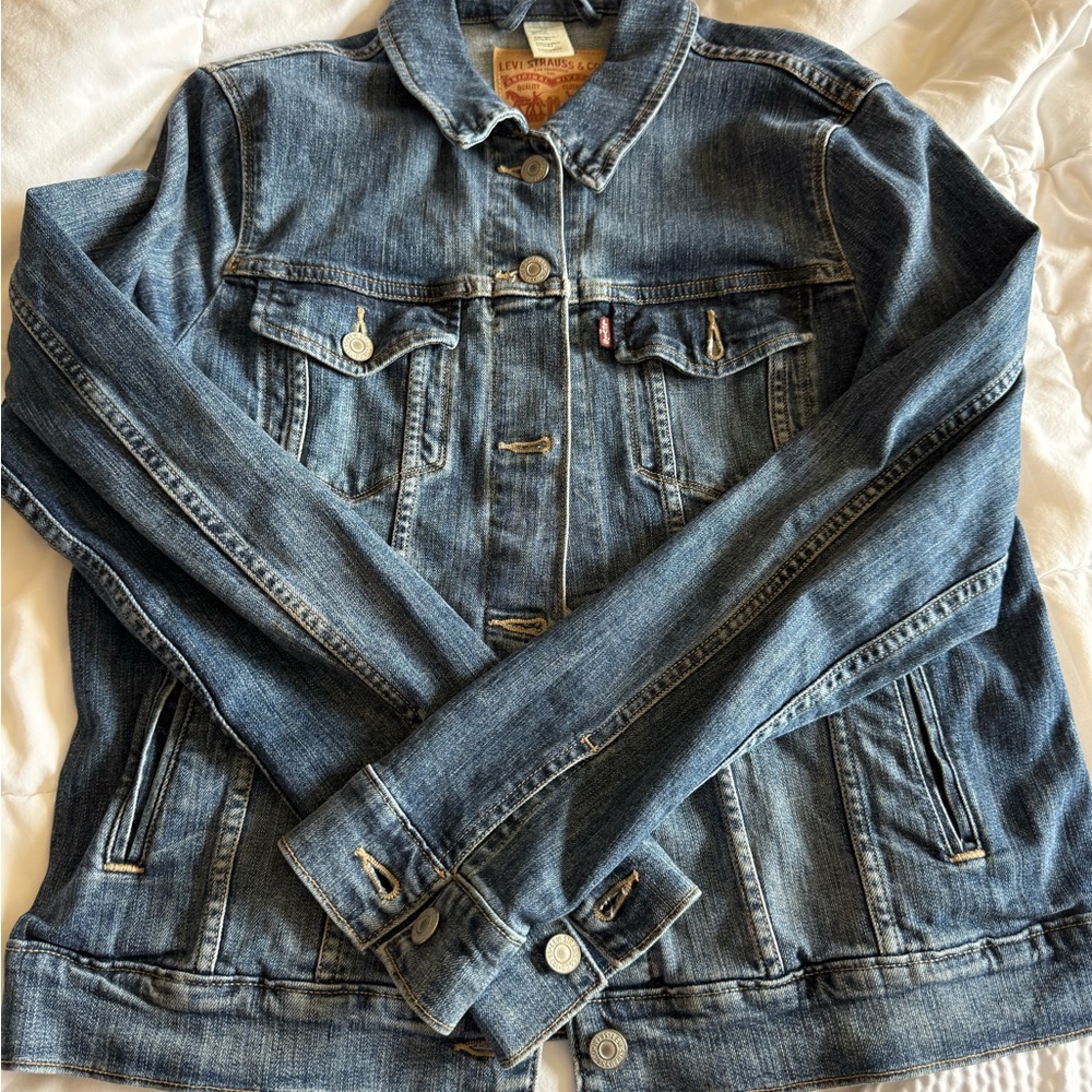 Levi's Blue Denim Jacket large NWOT